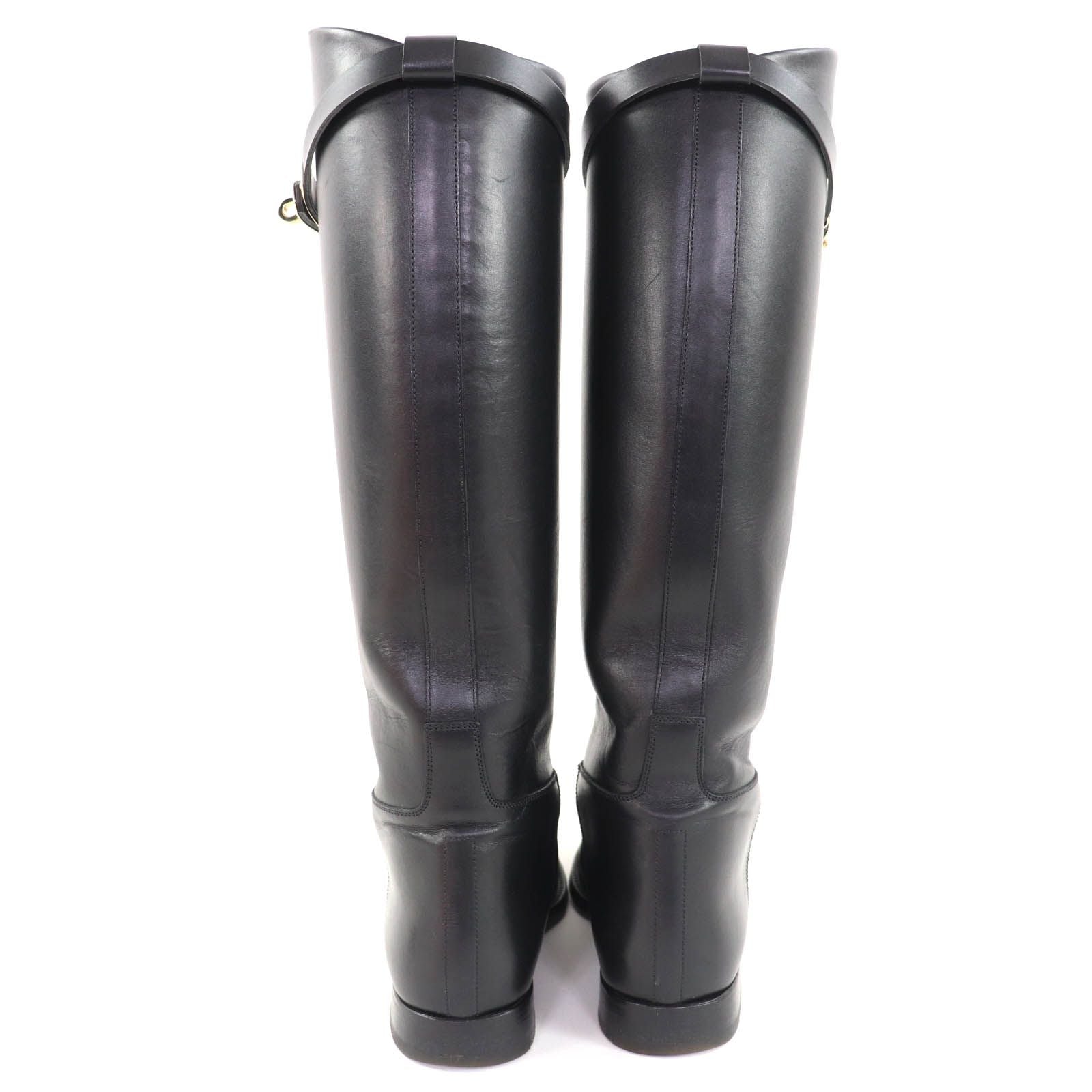 Excellent Condition Hermes Gold Hardware Kelly Buckle Leather Jumping Long