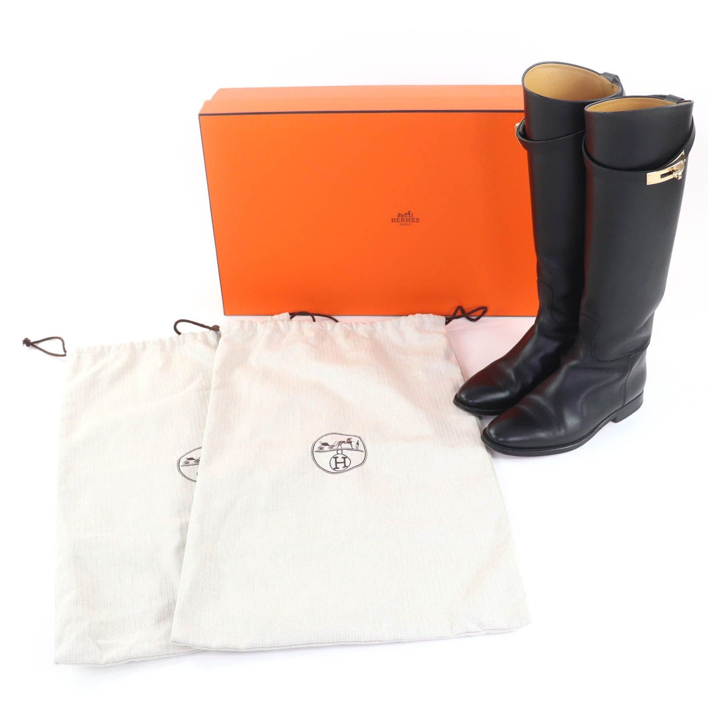 Excellent Condition Hermes Gold Hardware Kelly Buckle Leather Jumping Long