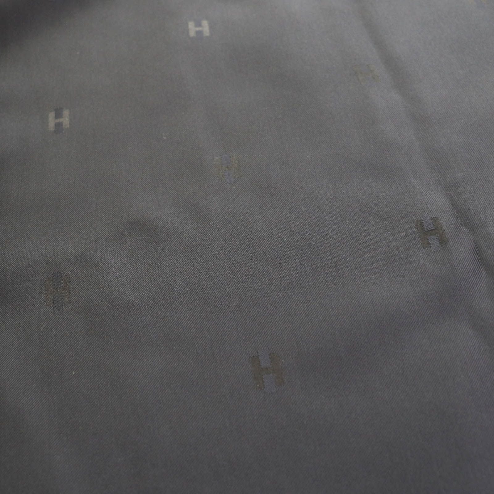 Excellent Condition Hermes 21aw 100% Wool Silver Hardware Front Zip