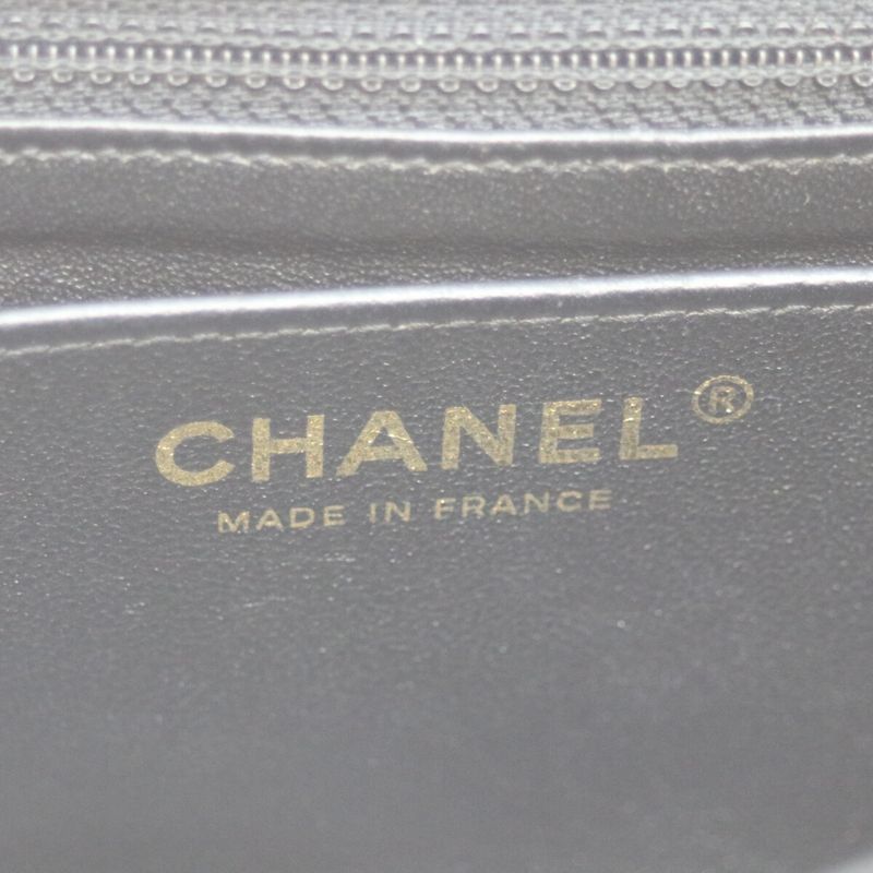 Chanel 27 No A69900 Black Ghardware Lamb Mini Matrasse 20 Chain Shoulder