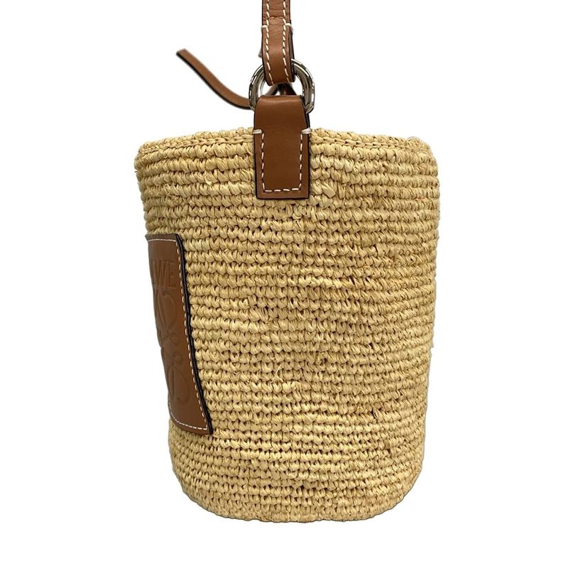 Loewe Shoulder Bag Anagram Pochette Basket Bag Natural (Beige) X Tan (Brown) X