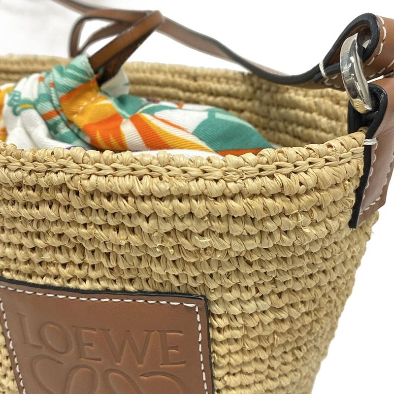 Loewe Shoulder Bag Anagram Pochette Basket Bag Natural (Beige) X Tan (Brown) X