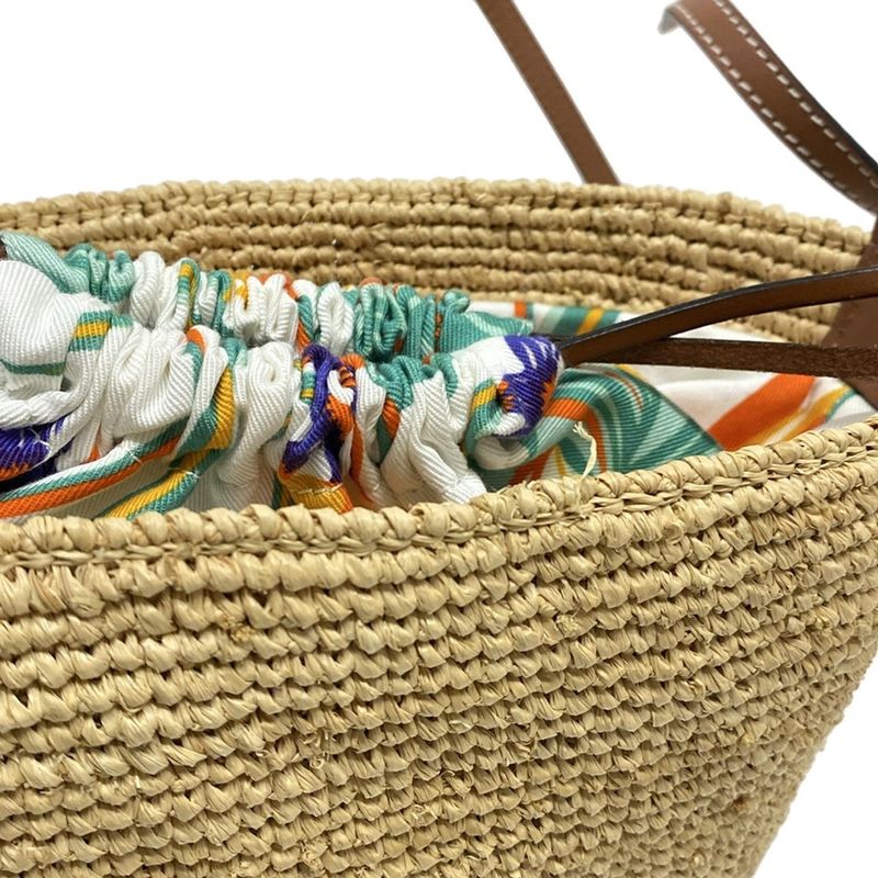 Loewe Shoulder Bag Anagram Pochette Basket Bag Natural (Beige) X Tan (Brown) X