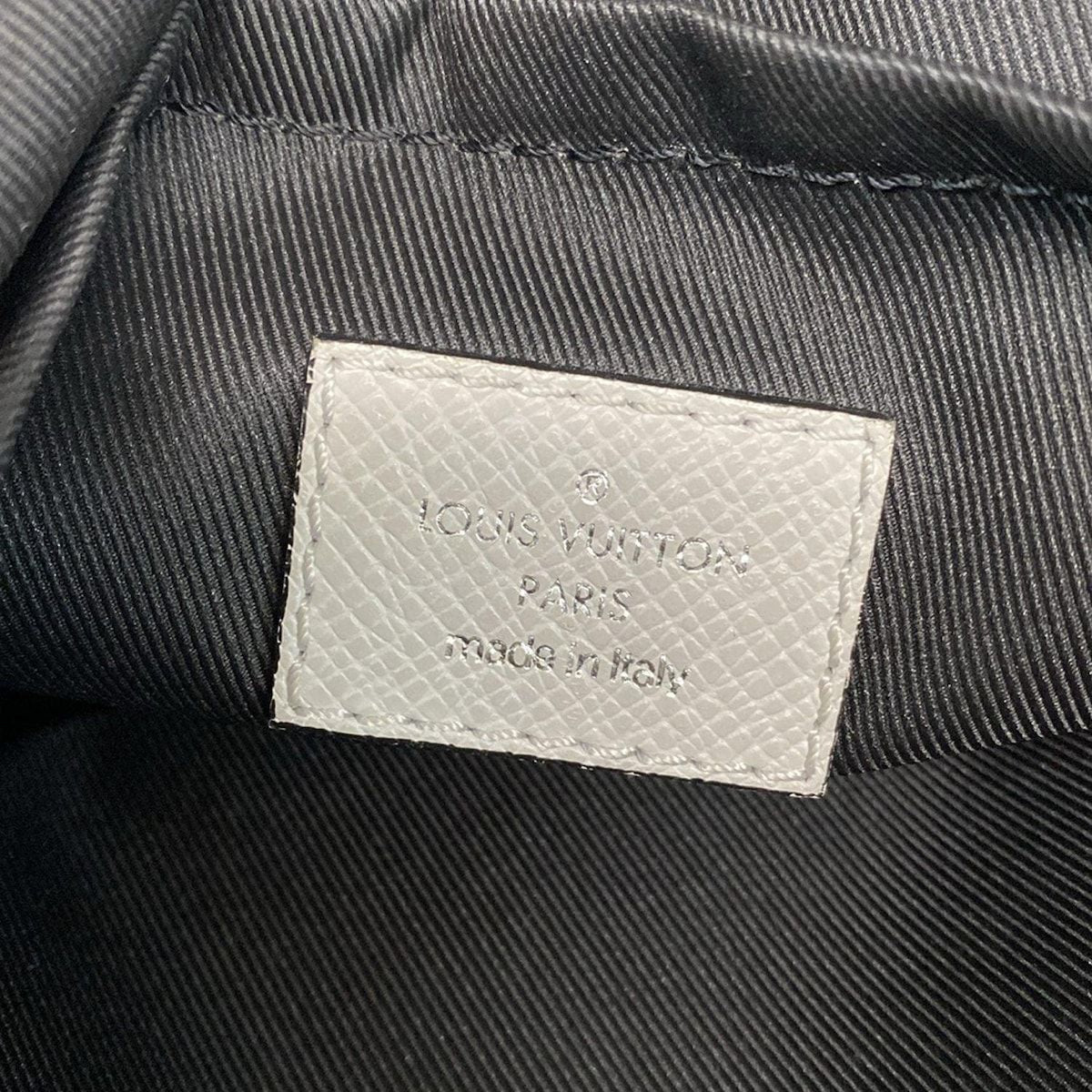 Louis Vuitton Shoulder Bag Taigarama Outdoor Messenger PM M30243 Antarctica