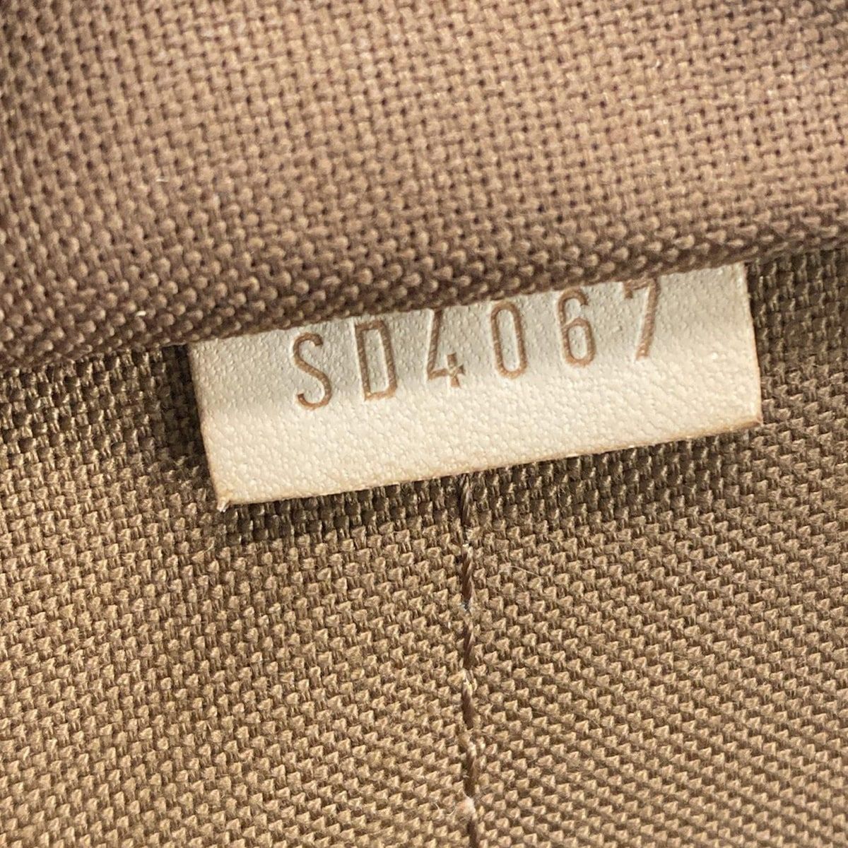 Louis Vuitton Shoulder Bag Monogram Montorgueil PM M95565