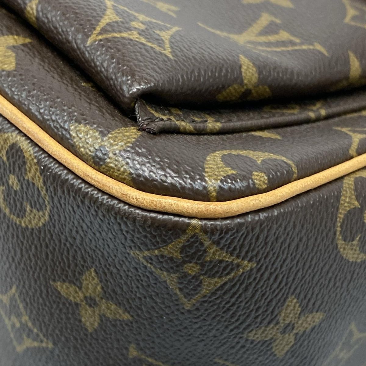 Louis Vuitton Shoulder Bag Monogram Viva Cité GM M51163