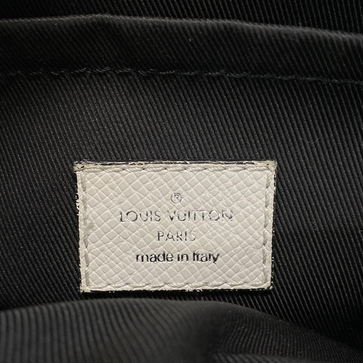 Louis Vuitton Shoulder Bag Taigarama Outdoor Messenger PM M30243 Antarctica