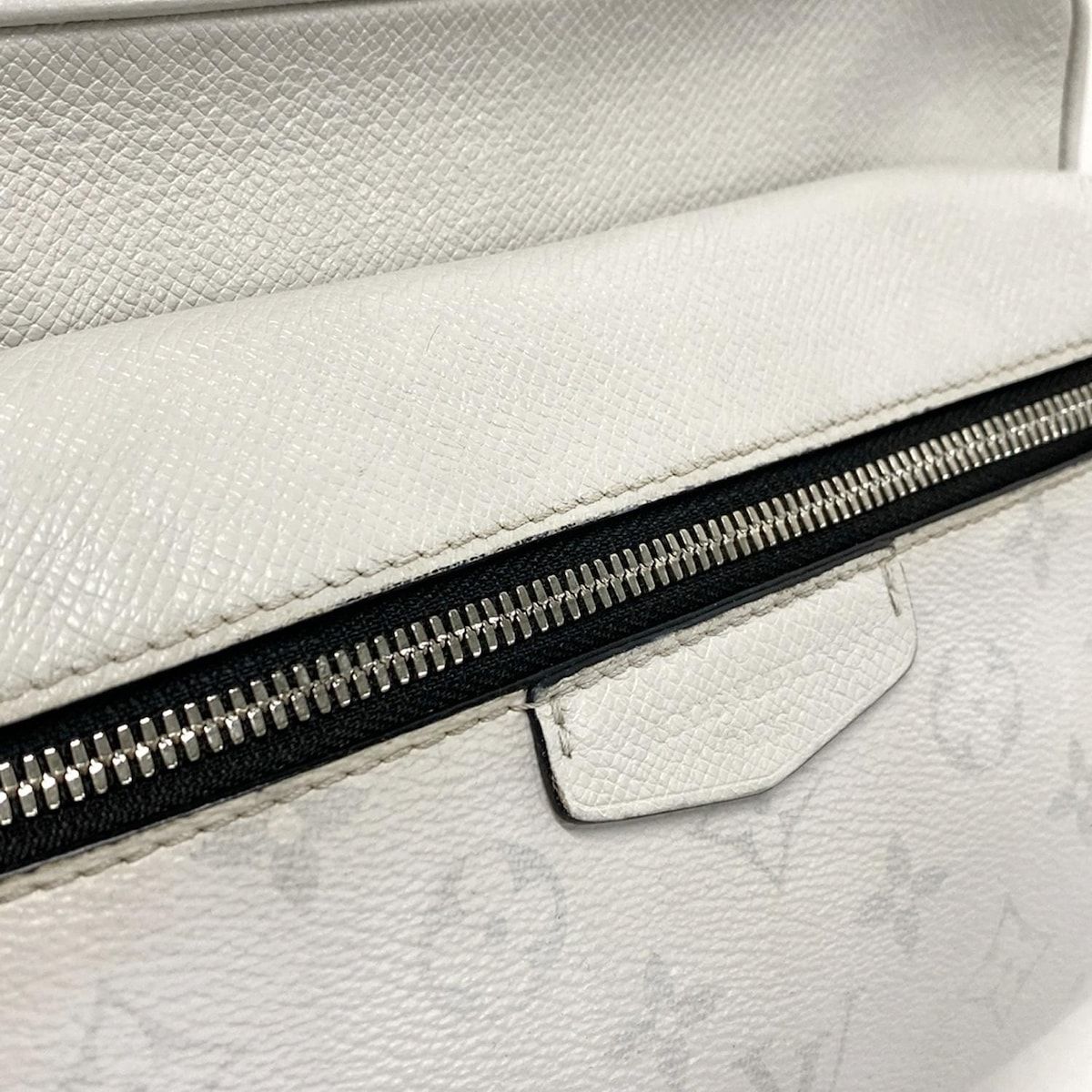 Louis Vuitton Shoulder Bag Taigarama Outdoor Messenger PM M30243 Antarctica