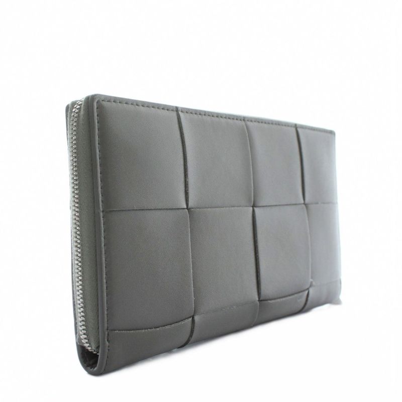 Bottega Veneta Cassette Zip-Around Wallet Long Wallet Cowhide Calfleather Maxi