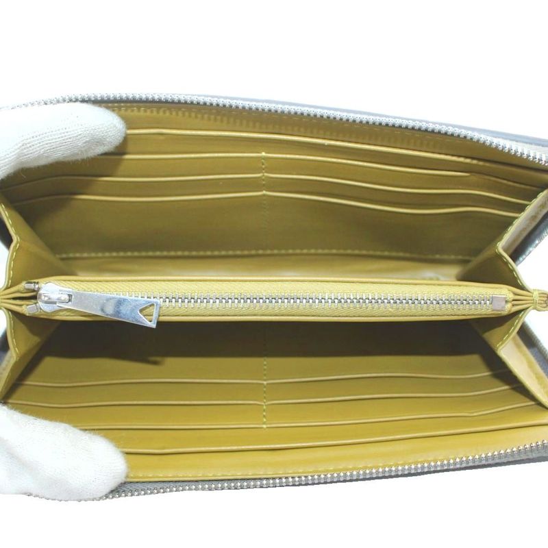 Bottega Veneta Cassette Zip-Around Wallet Long Wallet Cowhide Calfleather Maxi