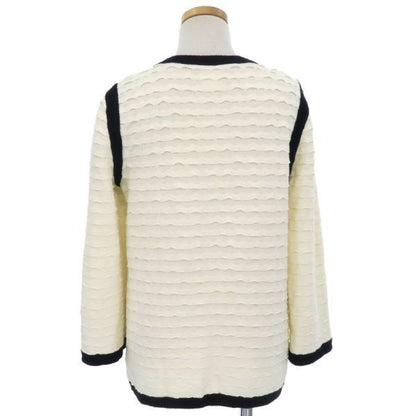 Chanel Cardigan P43011