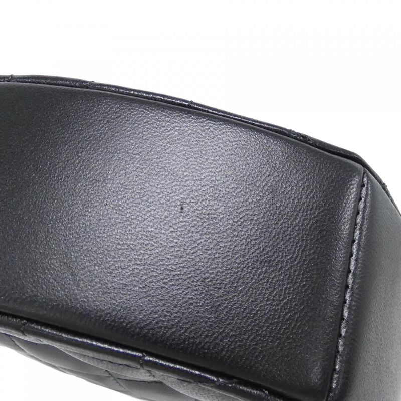 Chanel As5764 Shoulder Bag