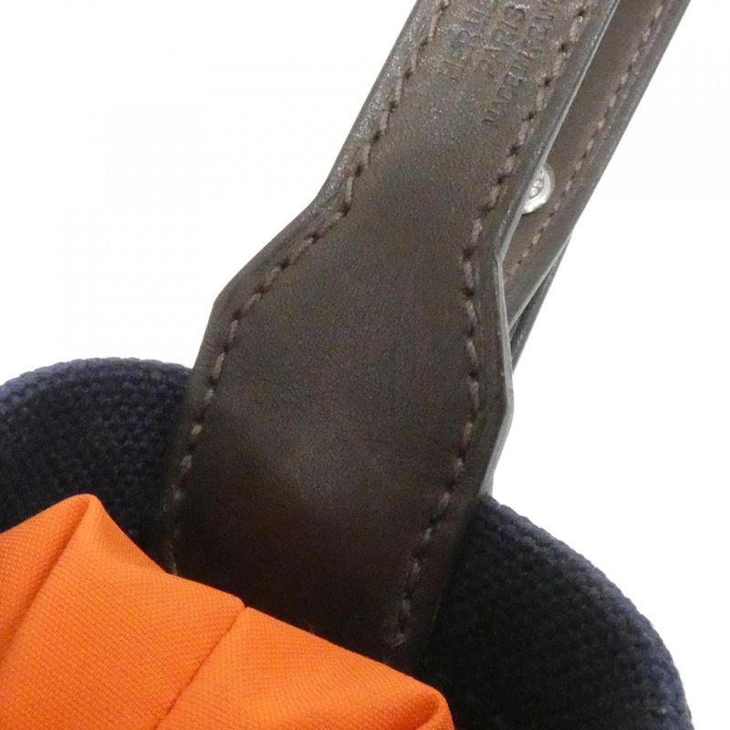 Hermes on the Go 10×12 800617ek Dog Pouch