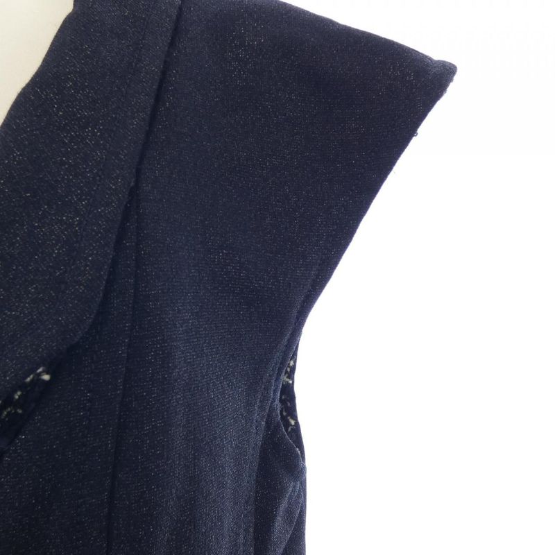 Chanel P44673w05197 Long Vest