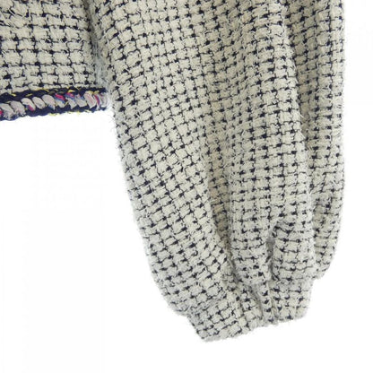 Chanel Look29 P70074v60046 Collarless Jacket