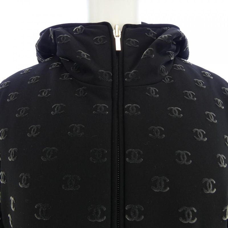Chanel P73222v64869 Down Jacket