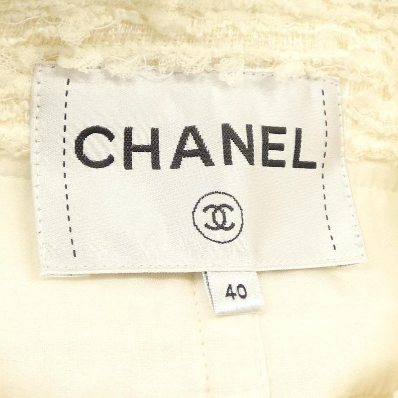 Chanel P56050v29319 Jacket