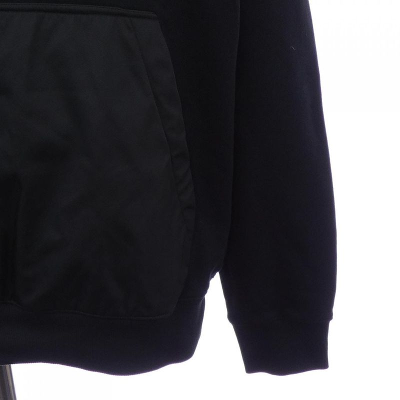 Prada Triangle Logo Ujl45b Sooo 11cc Hoodie