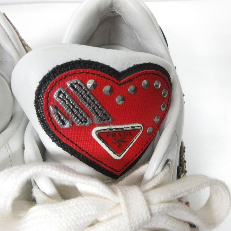 Prada 1e319l Heart Wappen Studded Sneakers Low Cut Leather 36.5 White - Mnk3