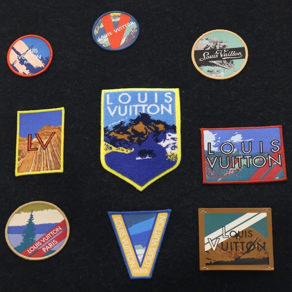 Louis Vuitton Escharp City Alps Logo Patch Fringe Muffler Stole Black