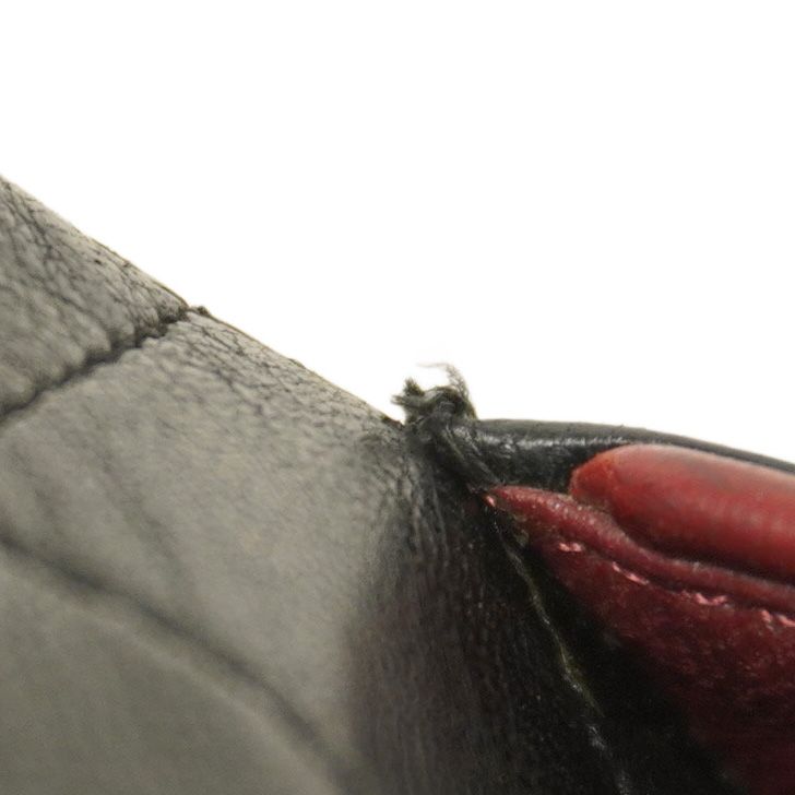 Chanel Shoulder Bag Matelasse Lambskin Black Bordeaux Gold Hardware Women