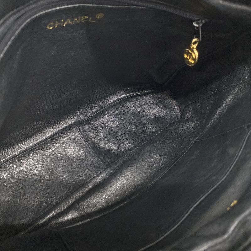 Chanel Shoulder Bag Matelasse Lambskin Black Gold Hardware Women