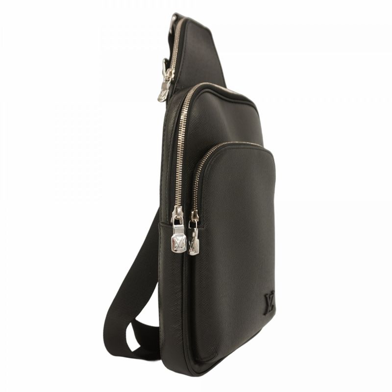 Louis Vuitton Body Bag Taiga Ave News Ring Bag M30863 Noir Black Men's