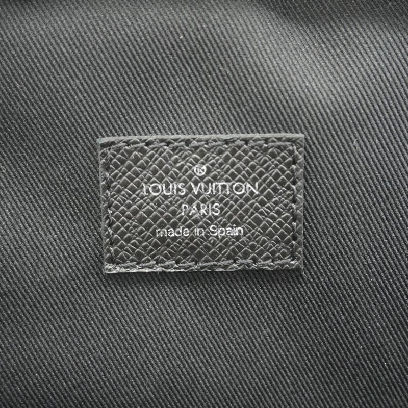 Louis Vuitton Body Bag Taiga Ave News Ring Bag M30863 Noir Black Men's