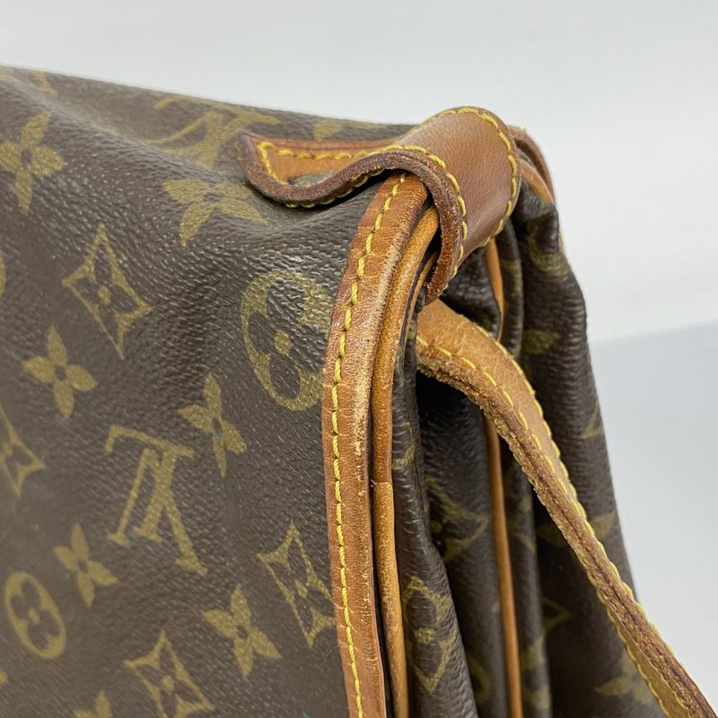 Louis Vuitton Shoulder Bag Monogram Saumur 35 M42254 Brown Ladies