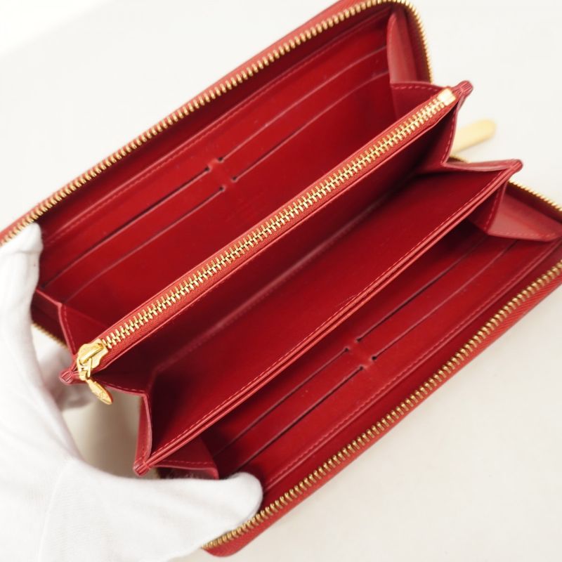 Louis Vuitton Long Wallet Vernis Zippy Wallet M91981 Pomme D'amour Ladies