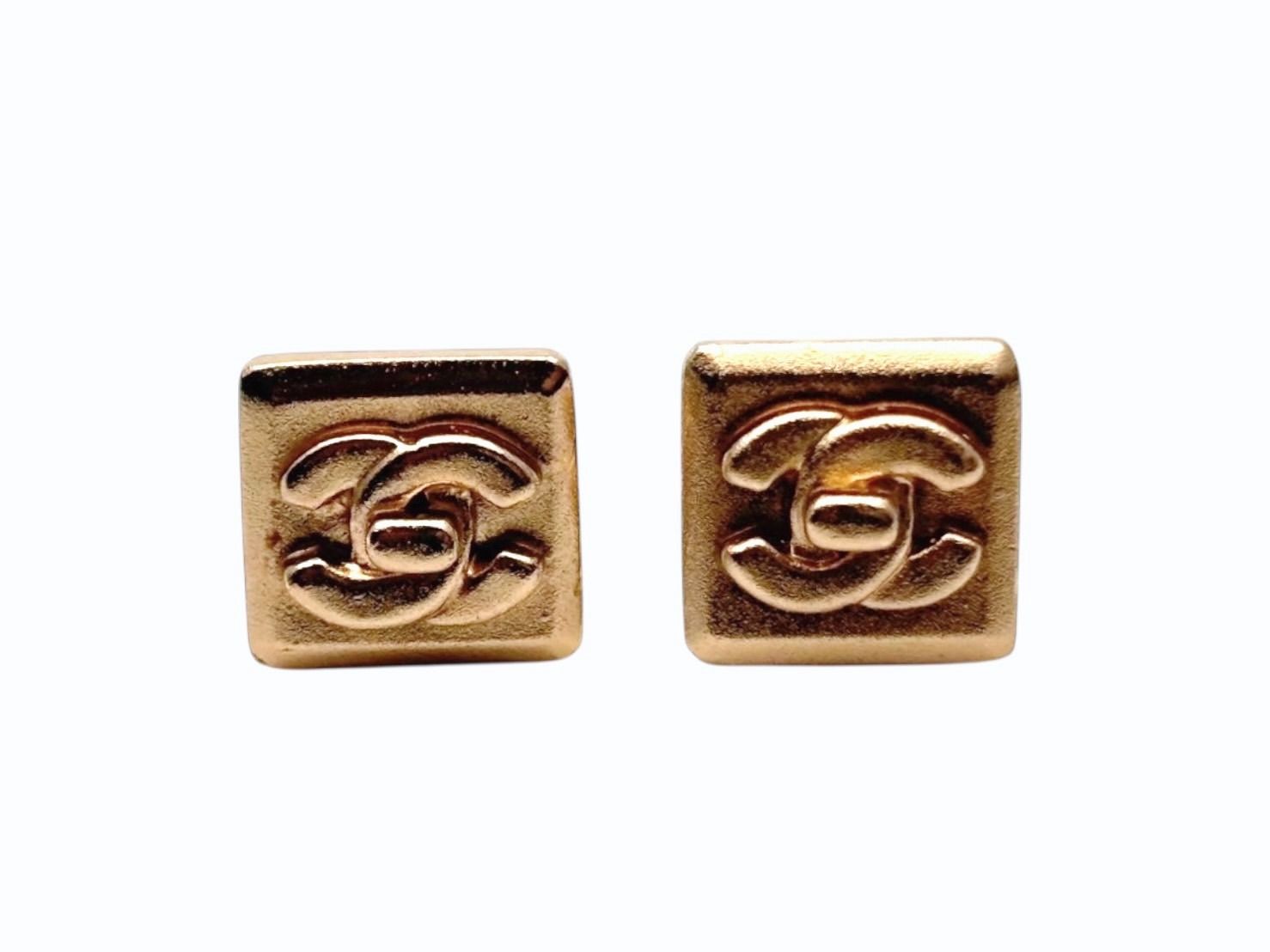 Chanel CC Logo Earrings 02 Turnlock Matte Gold Metal