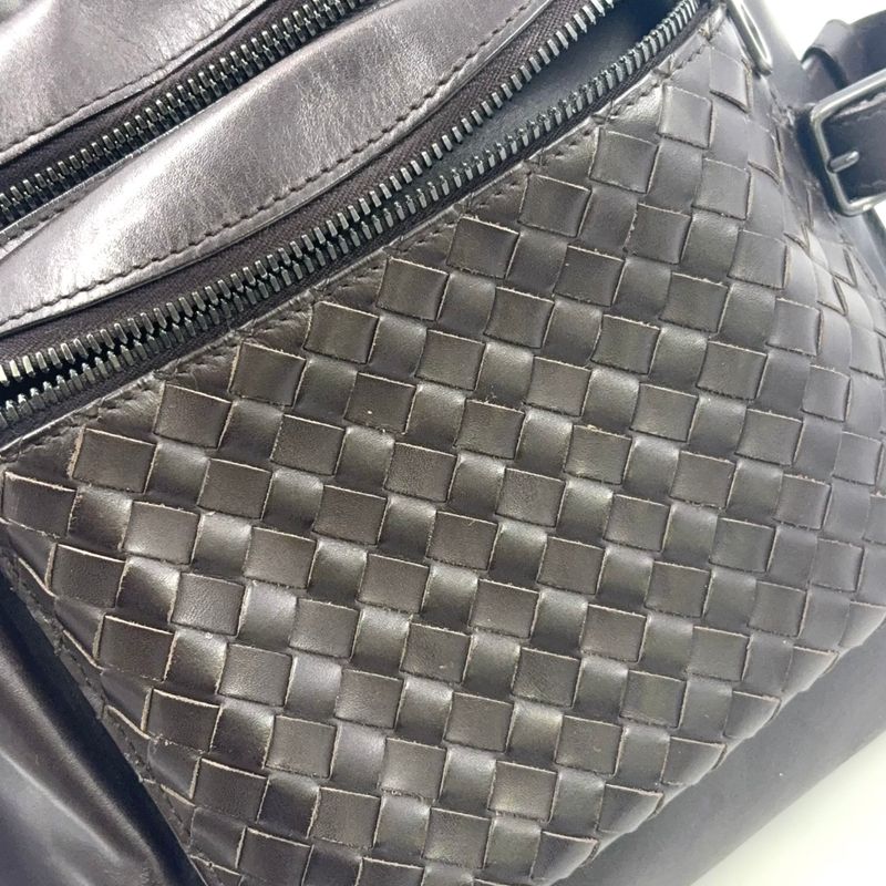 Bottega Veneta Intrecciato Leather Brown Body Bag 121604v46512040