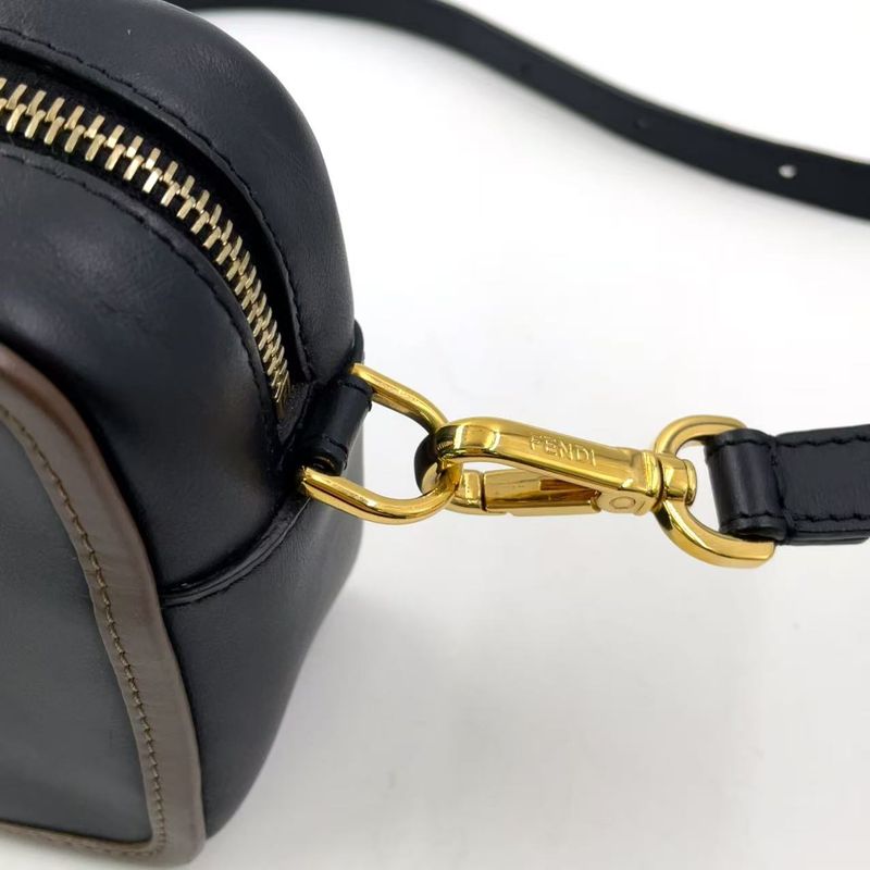 Fendi Cam Leather Brown and Black Shoulder Bag Gold 8bs019