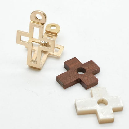 Hermes Cross 750 Gold Antique