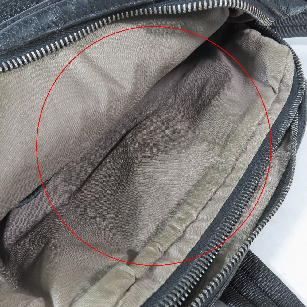 Bottega Veneta Cervo Messenger Shoulder Bag Crossbody Crossbody Leather Black