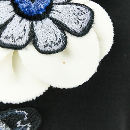 Good item CHANEL Camellia Corsage Coco Mark Flower Sweatshirt Sweatshirt P52492