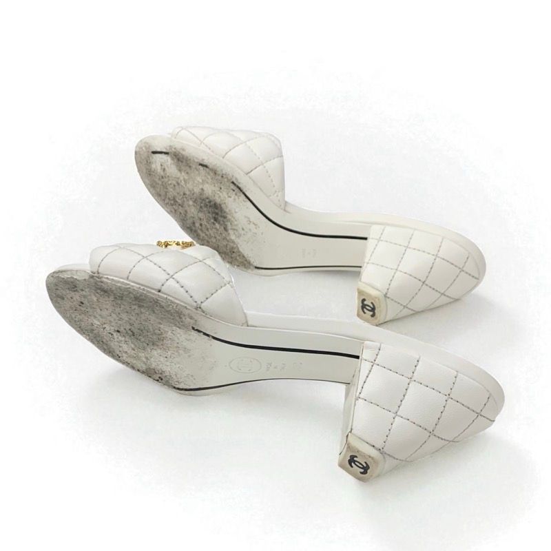 Chanel Sandals Shoes Leather White Gold Coco Mark Matelasse Mules
