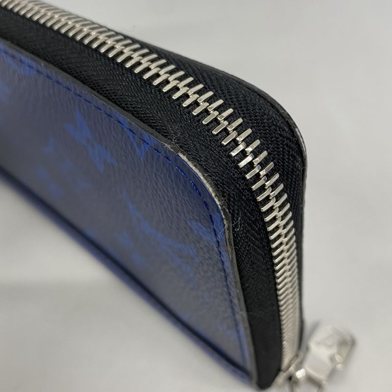 Louis Vuitton Long Wallet Taigarama Zippy Wallet Vertical M30447 Cobalt Men's