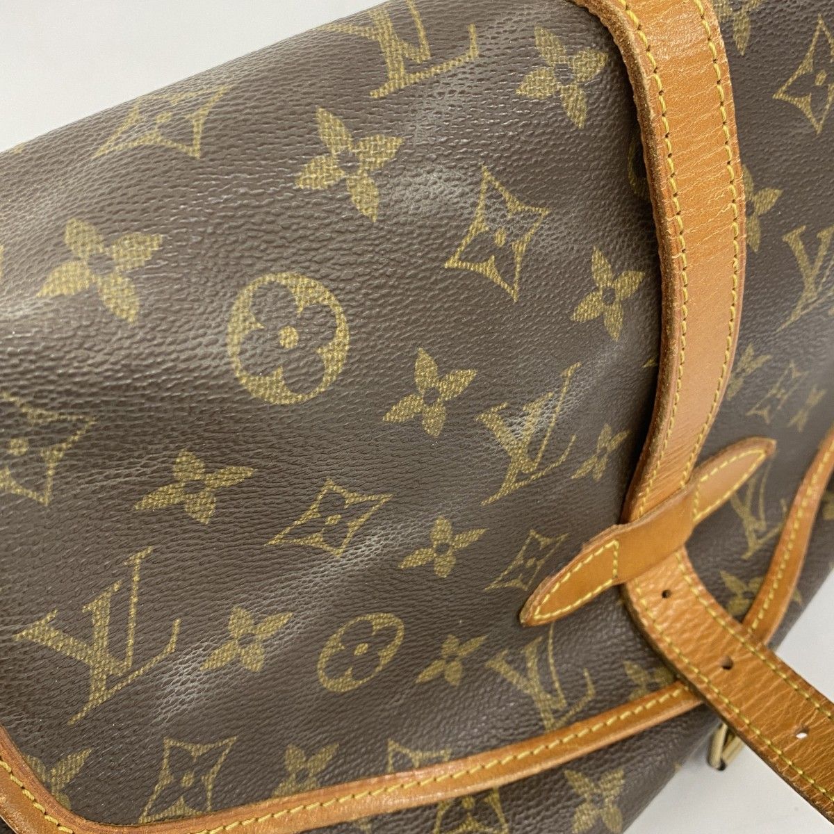 Louis Vuitton Shoulder Bag Monogram Saumur 30 M42256 Brown [Used]