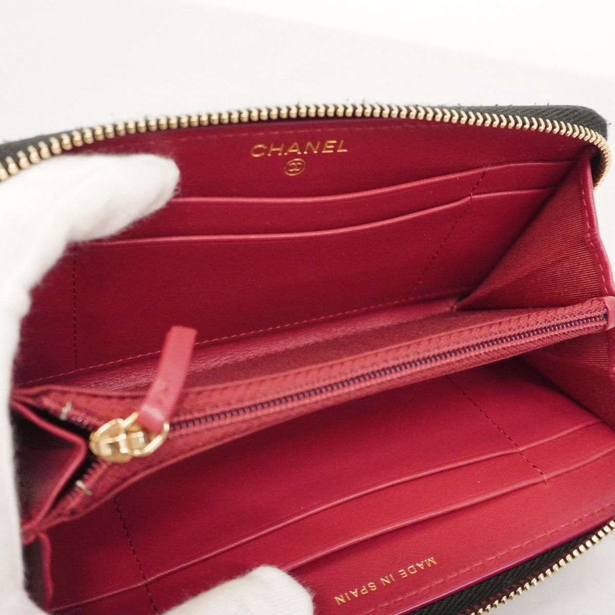 Chanel Wallet Chanel 19 Lambskin Black Gold Hardware [Used] Women's