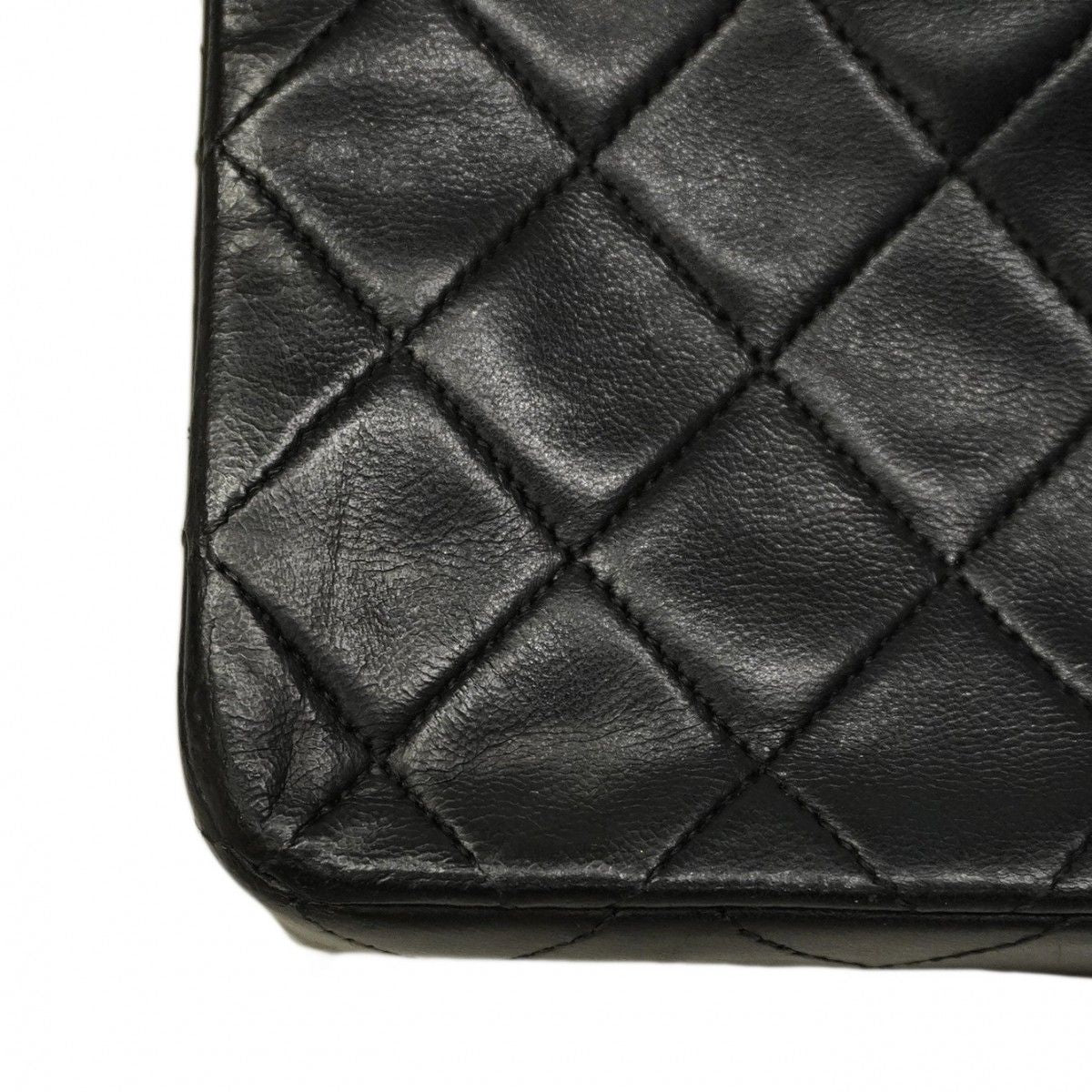 Chanel Shoulder Bag Matelasse Lambskin Black Gold Hardware [Used]