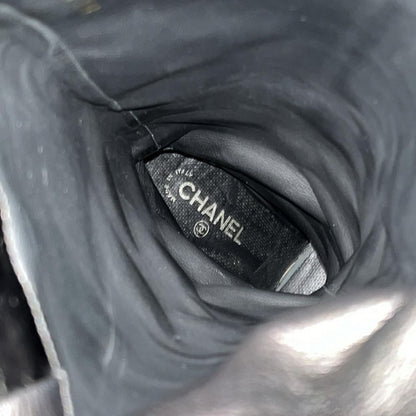 CHANEL Long Boots 36 1 2C Ladies - G26233 Black Knee-high with outsoles Leather