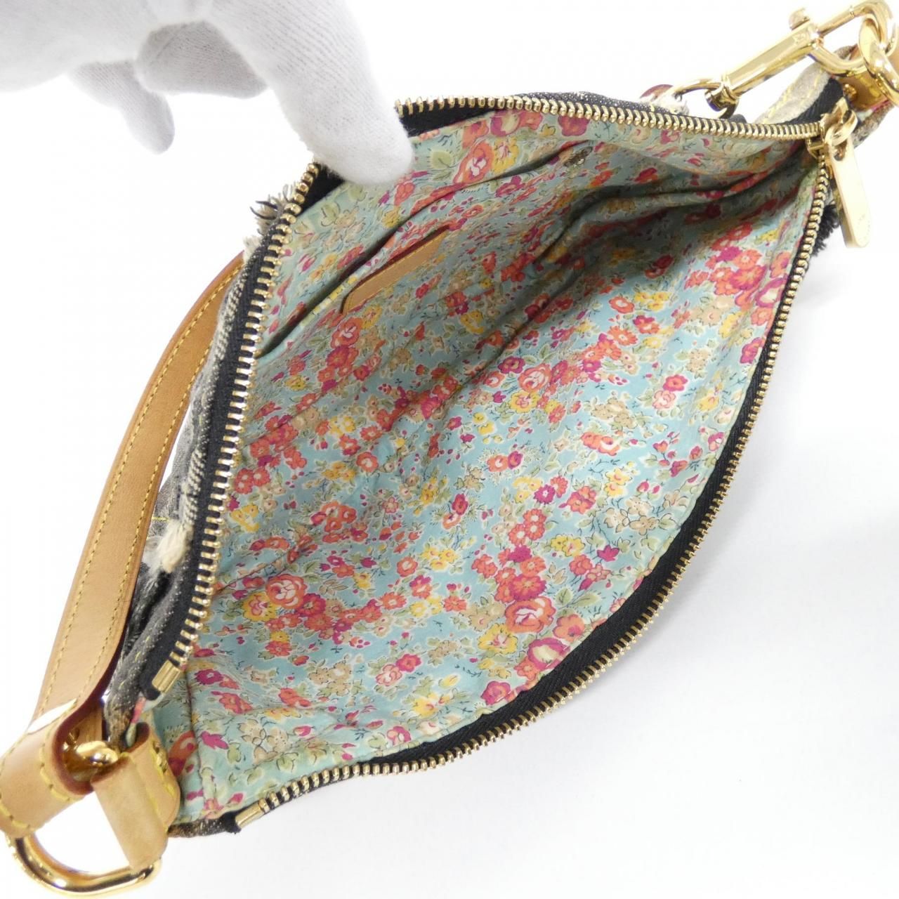Louis Vuitton Monogram Denim Patchwork Pouch M95383 Shoulder Bag