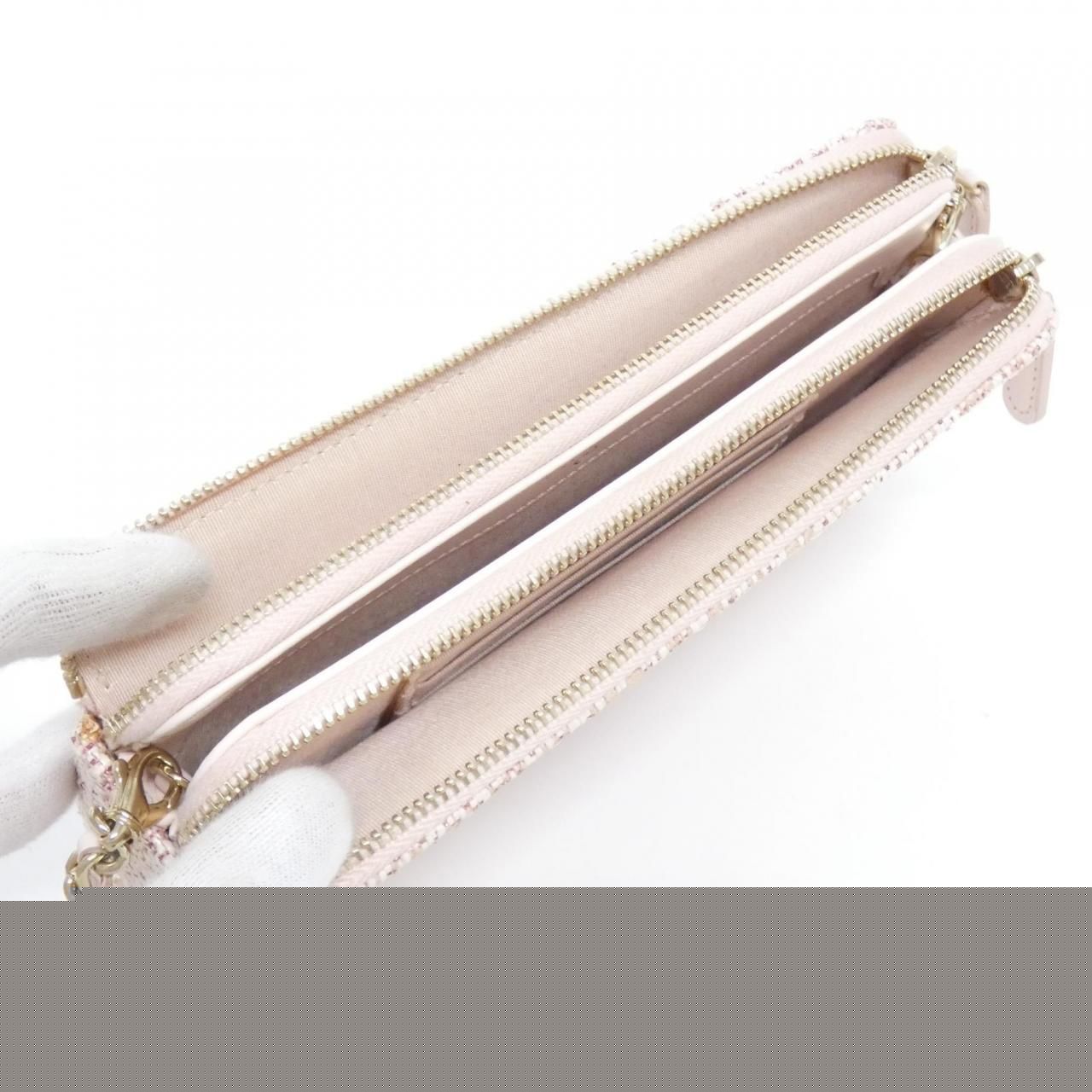 Chanel Deauville Line 84415 Chain Wallet