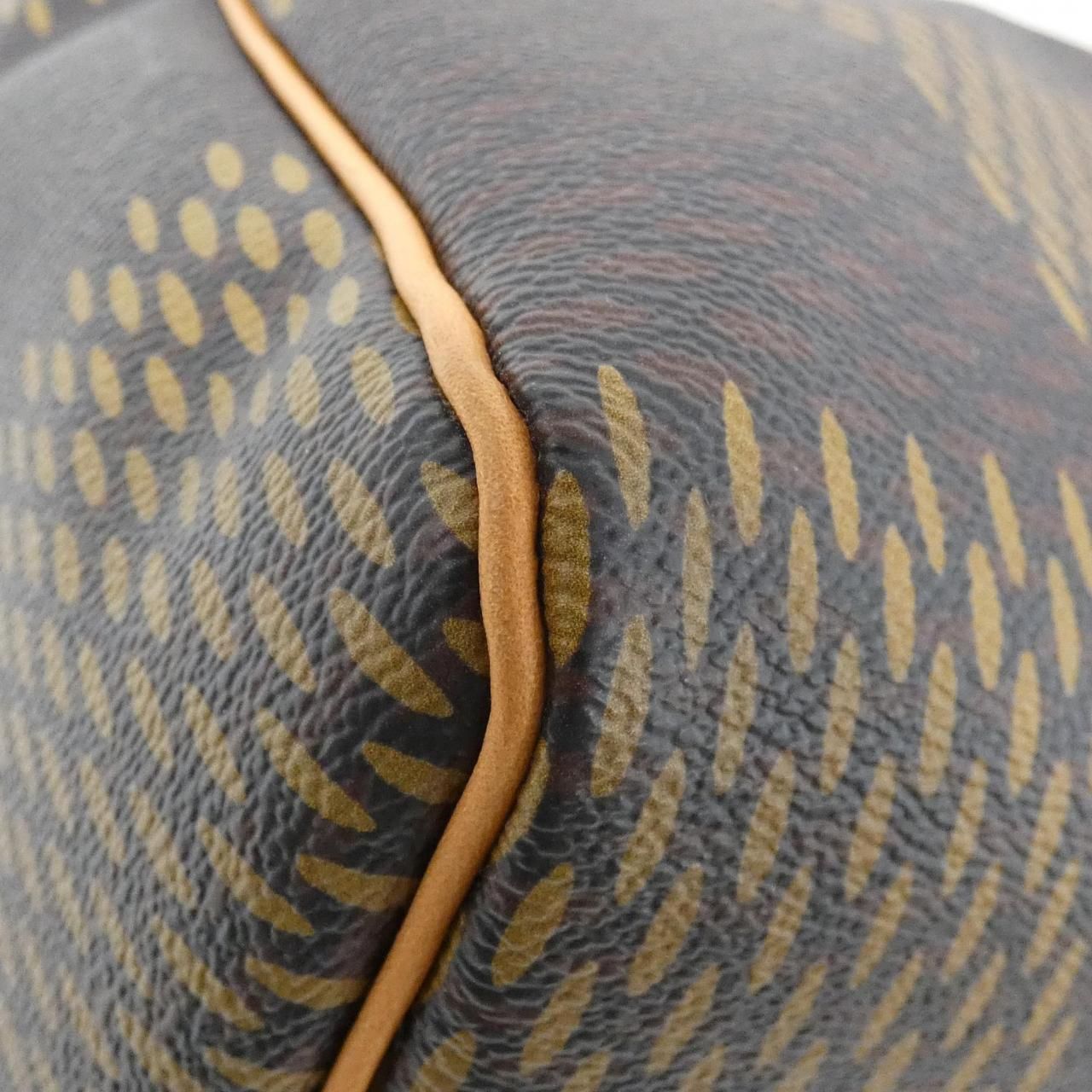 Louis Vuitton Damier Giant (lv Squared) Keepall Bandouliere 50cm (19.69in)