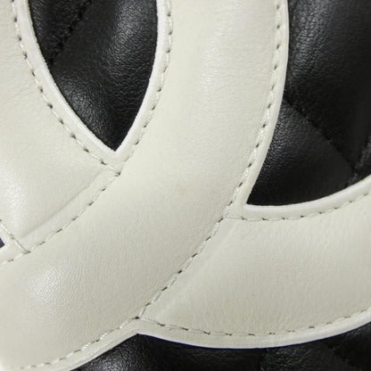 Vintage Chanel Cambon Line 25166 Bag