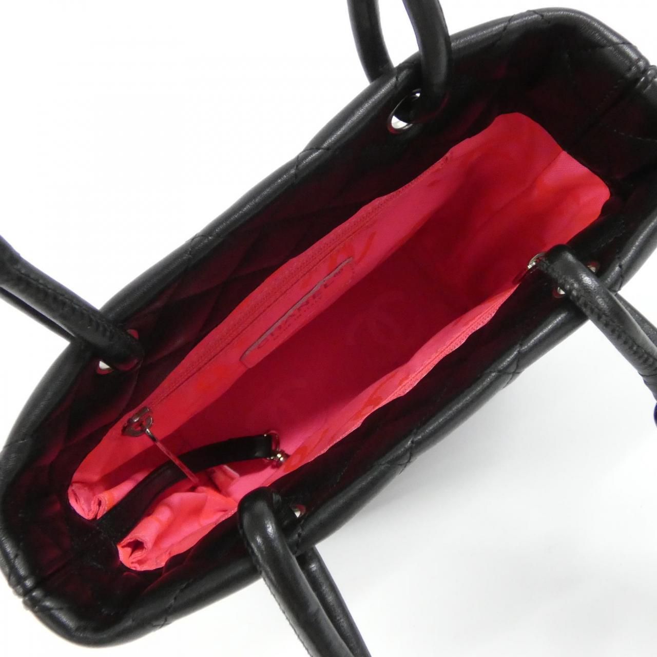 Vintage Chanel Cambon Line 25166 Bag