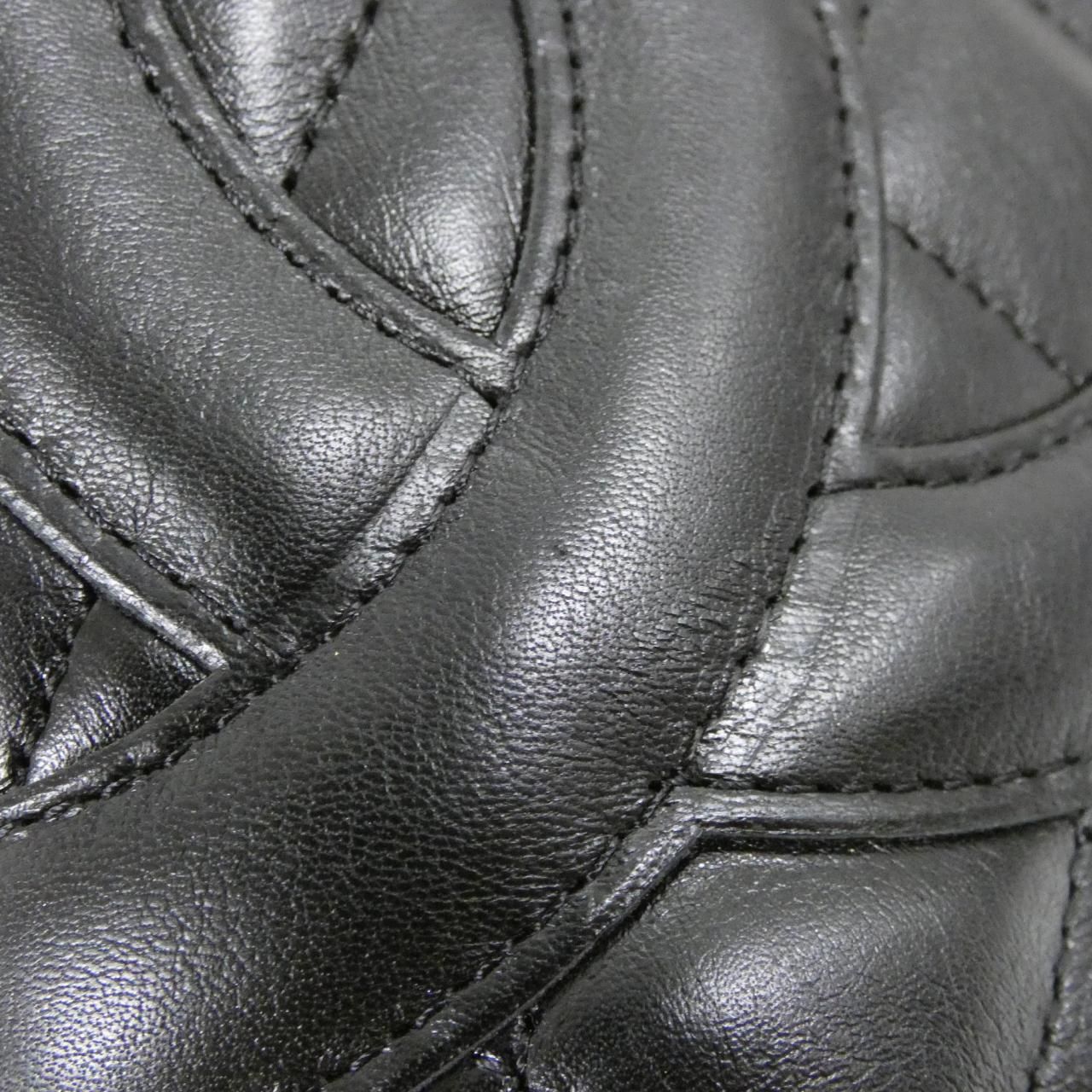 Vintage Chanel Cambon Line 25166 Bag