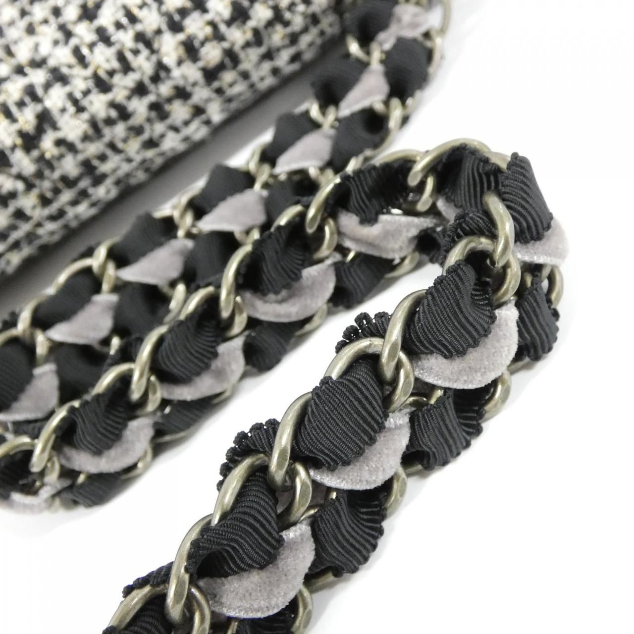 Chanel 48103 Shoulder Bag