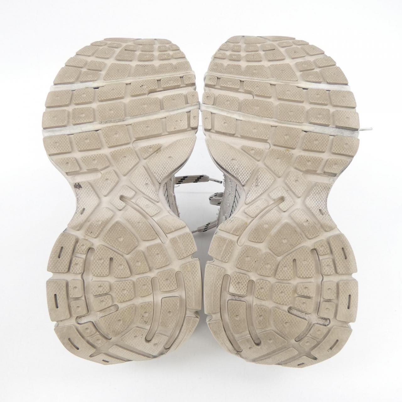 Balenciaga Balenciaga 734734w3xdc 3xl Sneakers